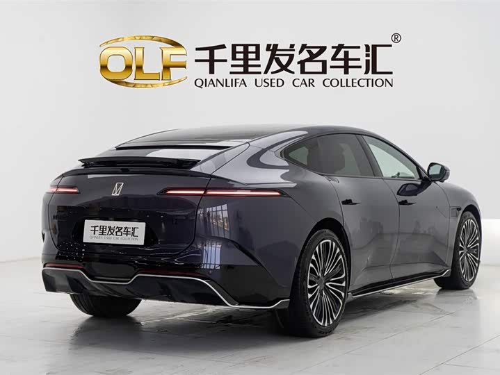 Фото 4 - Avatr 12