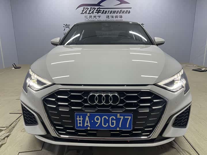 Фото 2 - Audi A3