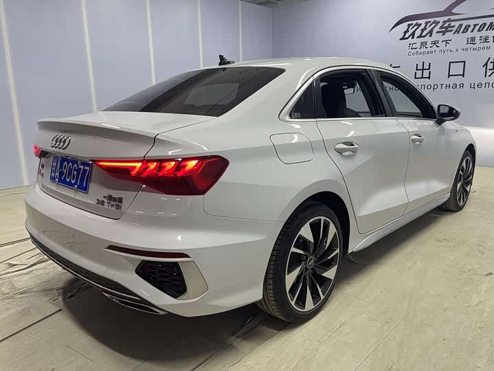 Фото 4 - Audi A3