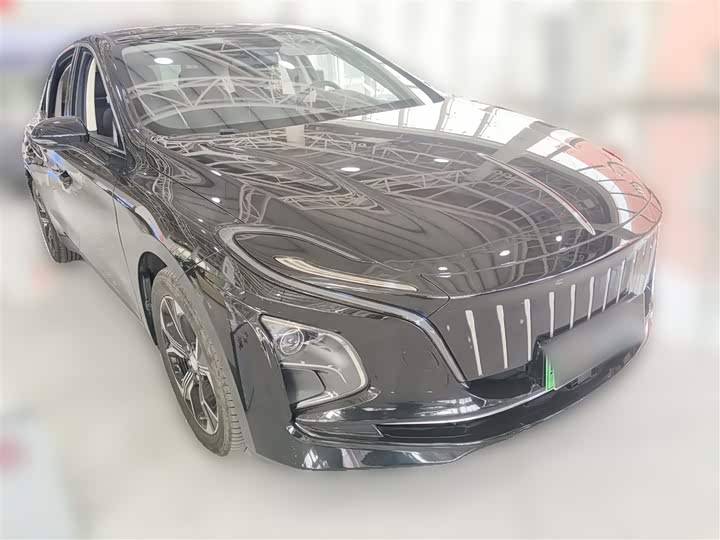 Фото 7 - Hongqi E-QM5