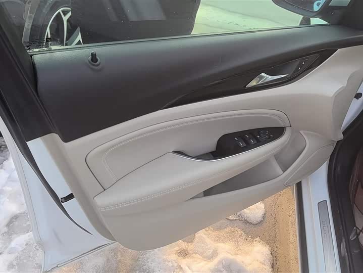 Фото 7 - Buick Regal