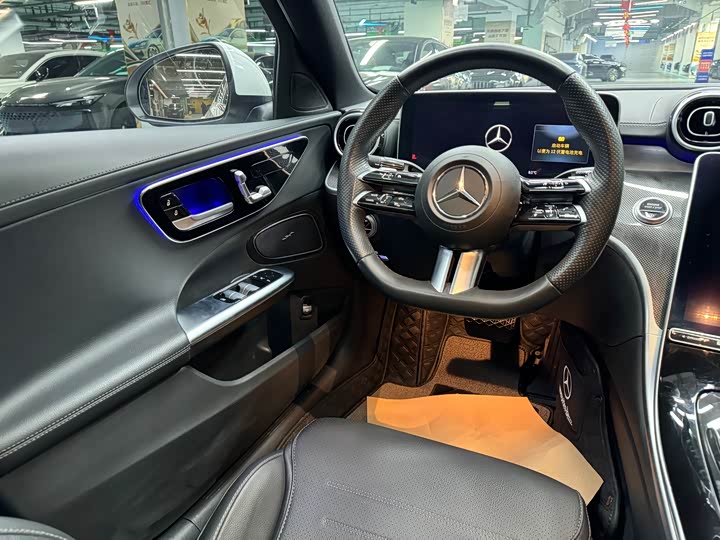 Фото 6 - Mercedes-Benz C-Class