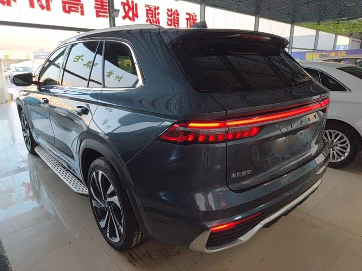 Фото 5 - Geely Monjaro