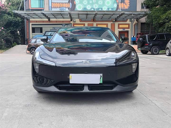 Фото 2 - XPeng Mona M03