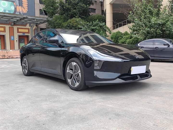 Фото 3 - XPeng Mona M03