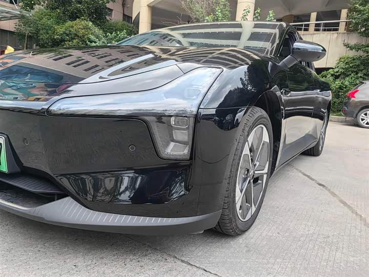 Фото 4 - XPeng Mona M03