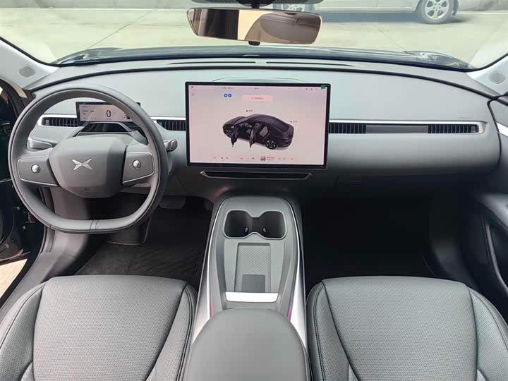 Фото 9 - XPeng Mona M03