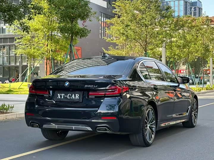 Фото 7 - BMW 5 Series