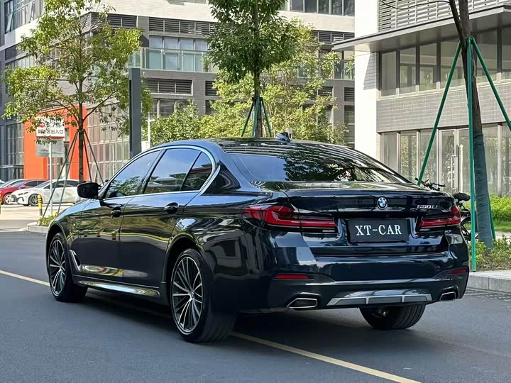 Фото 9 - BMW 5 Series