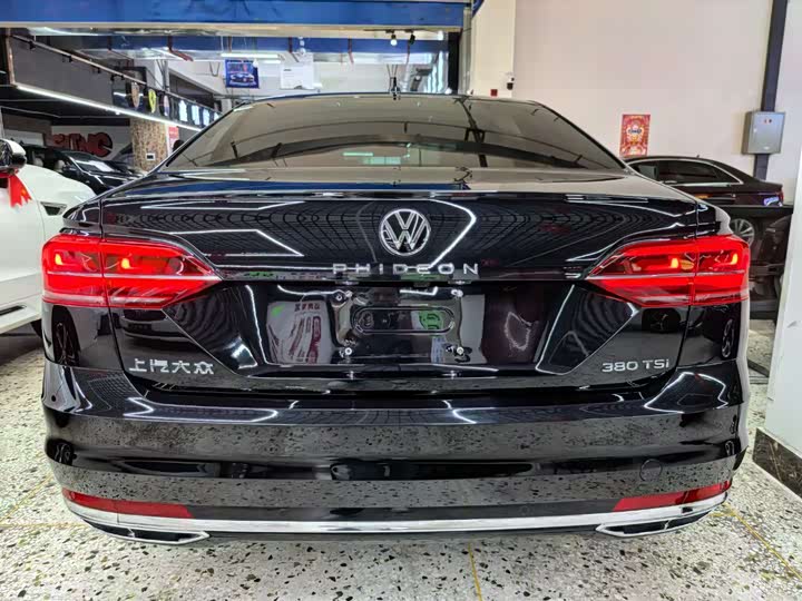 Фото 5 - Volkswagen Phideon