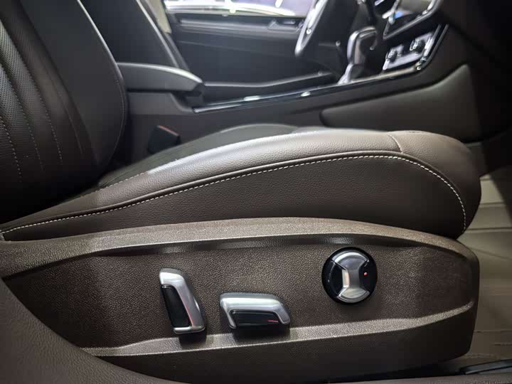 Фото 9 - Volkswagen Phideon