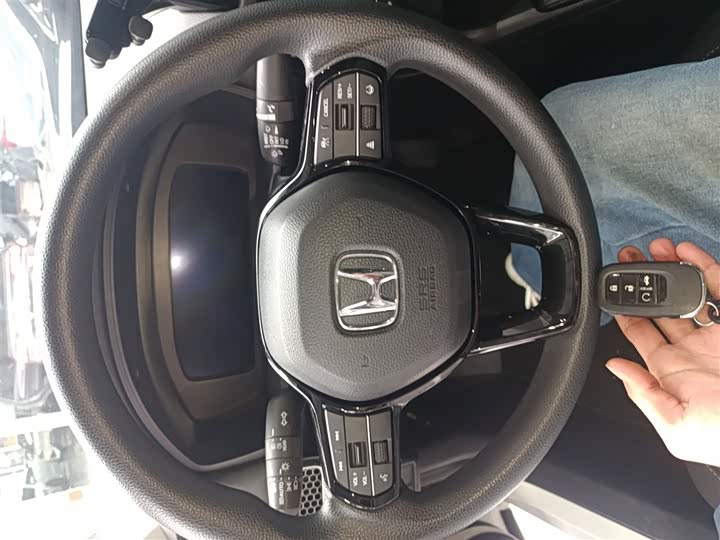 Фото 9 - Honda Civic