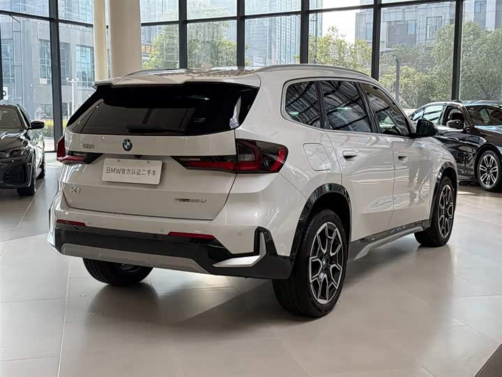 Фото 5 - BMW X1