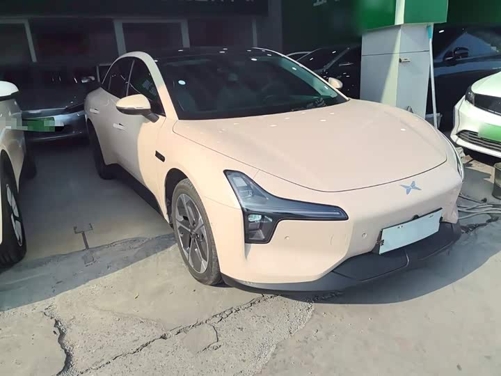 Фото 4 - XPeng Mona M03
