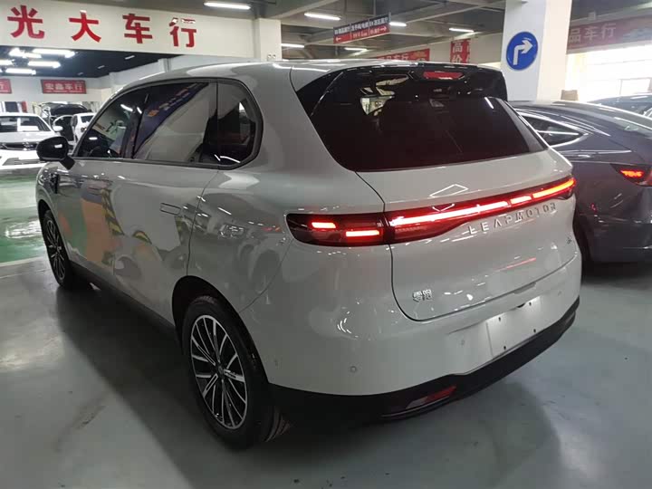 Фото 5 - Leapmotor B10