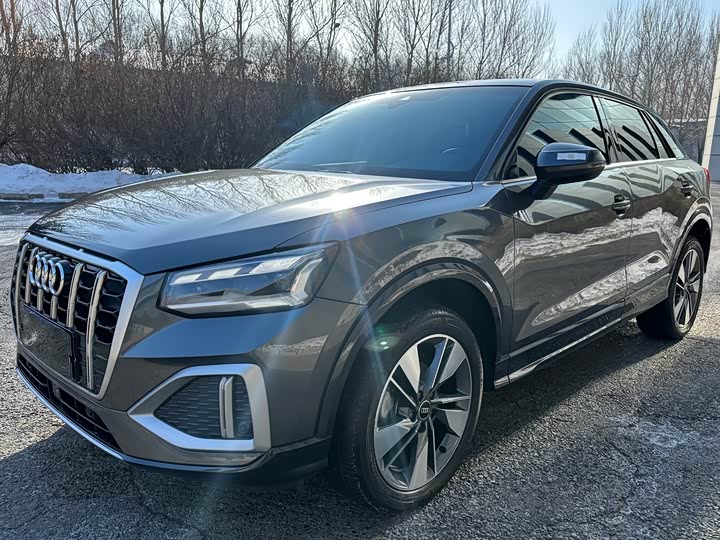 Фото 1 - Audi Q2L