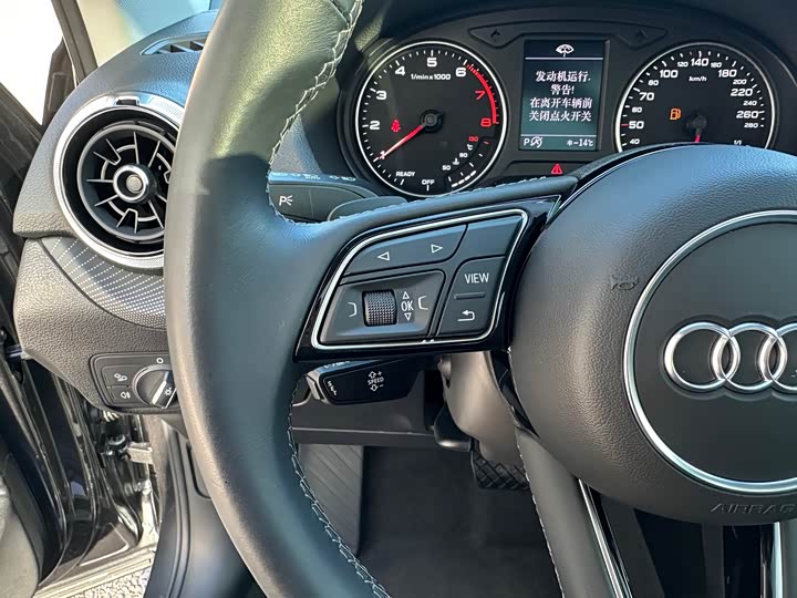 Фото 6 - Audi Q2L