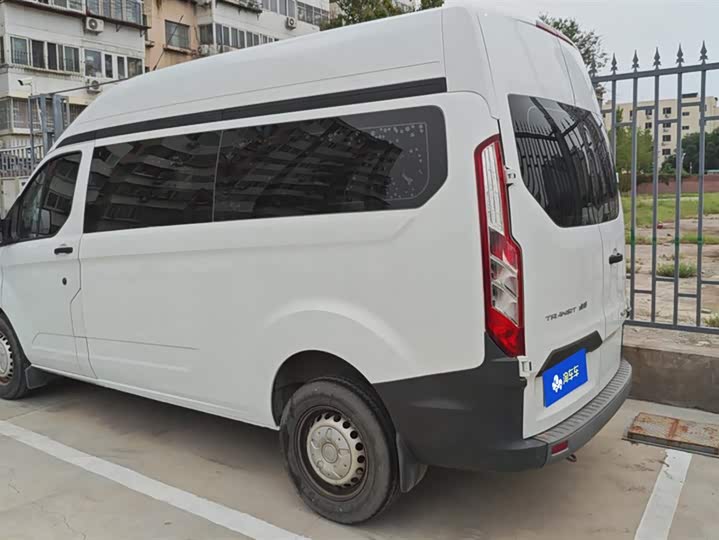 Фото 3 - Ford Transit