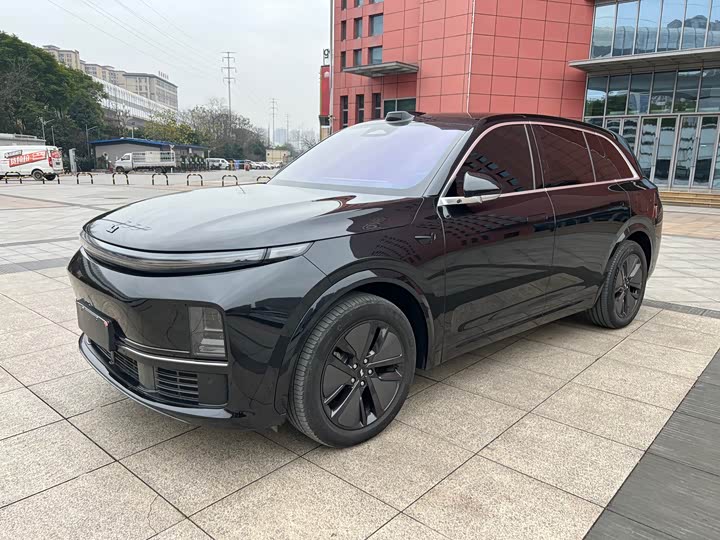 Фото 1 - LiXiang L7