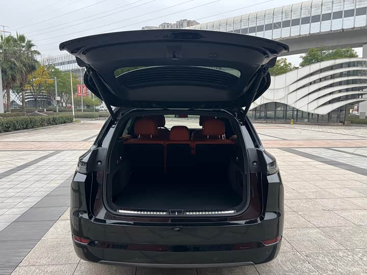 Фото 8 - LiXiang L7