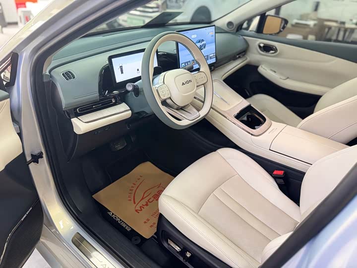 Фото 4 - GAC Aion S Max