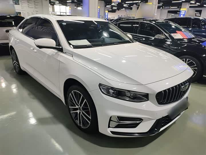 Фото 4 - Geely Preface