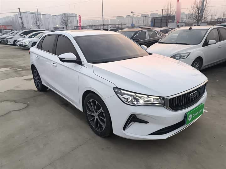 Фото 4 - Geely Emgrand