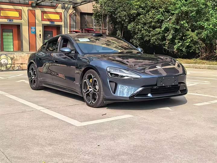 Фото 3 - Xiaomi SU7