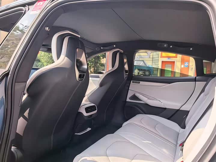 Фото 8 - Xiaomi SU7