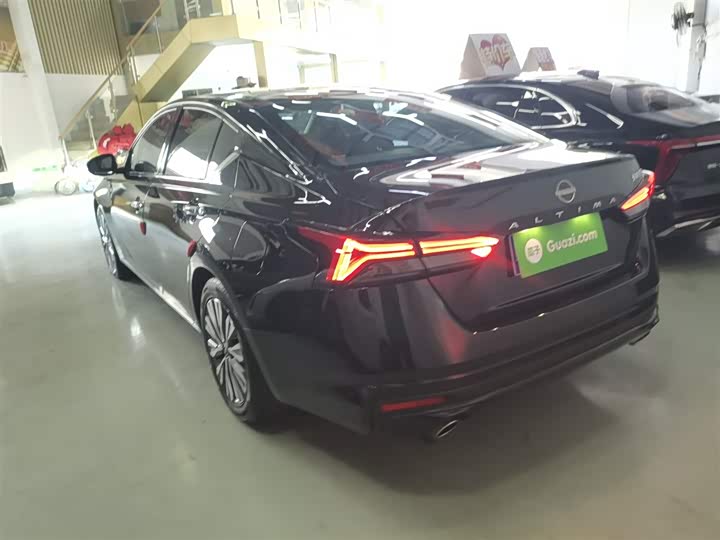 Фото 5 - Nissan Teana