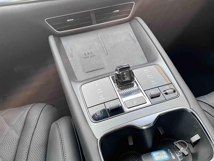 Фото 6 - BYD Sea Lion 07 EV