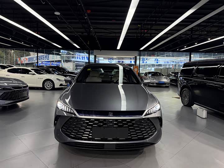 Фото 2 - BYD Qin Plus