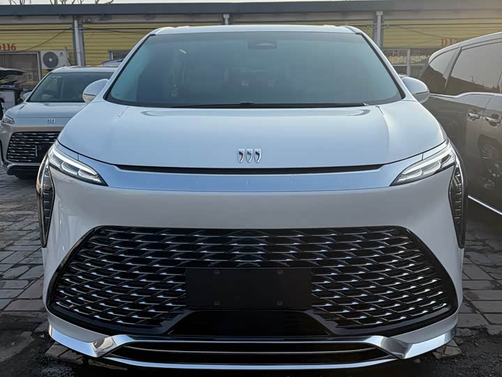 Фото 3 - Buick GL8 Century