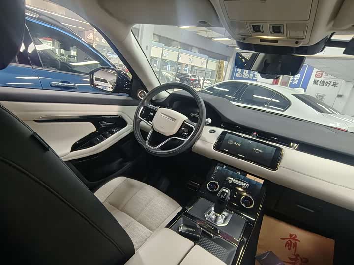 Фото 7 - Land Rover Range Rover Evoque L