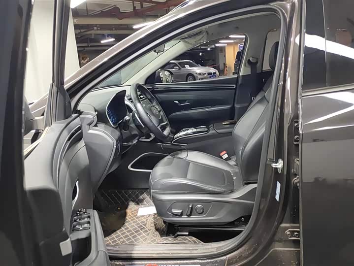 Фото 9 - Hyundai Tucson L