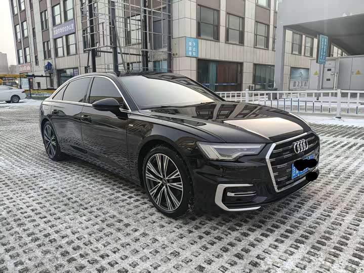 Фото 2 - Audi A6L