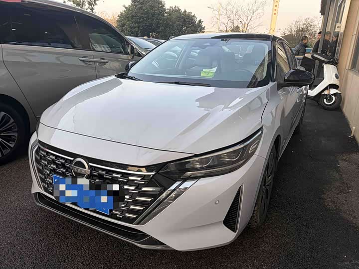 Фото 1 - Nissan Sylphy