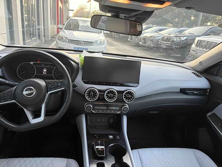 Фото 5 - Nissan Sylphy