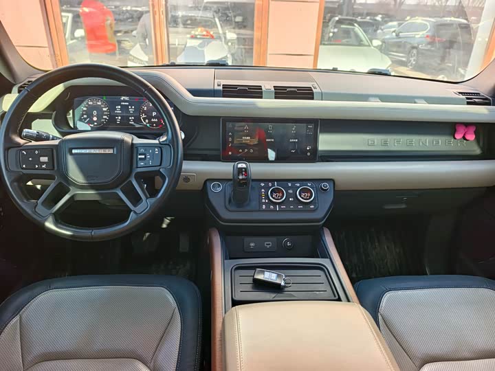 Фото 6 - Land Rover Defender