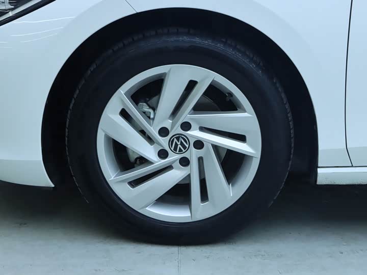 Фото 4 - Volkswagen Lamando L