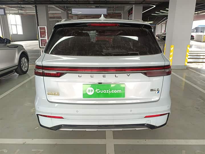 Фото 6 - Geely Monjaro