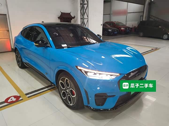 Фото 4 - Ford Mustang Mach-E