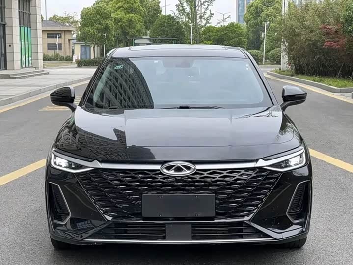 Фото 2 - Chery Arrizo 8