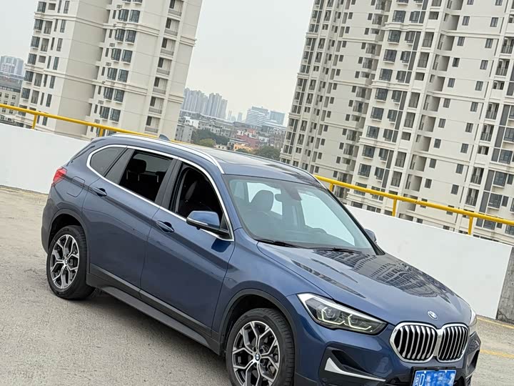 Фото 3 - BMW X1