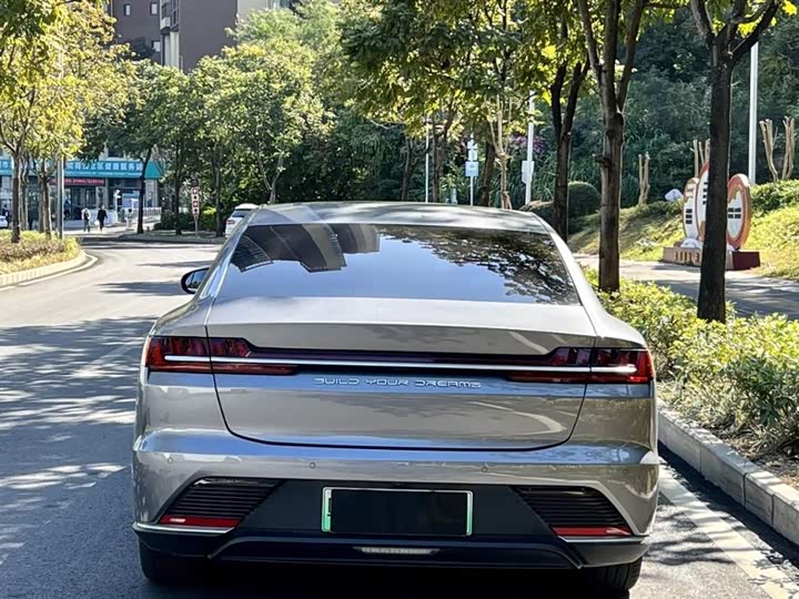 Фото 9 - BYD Han