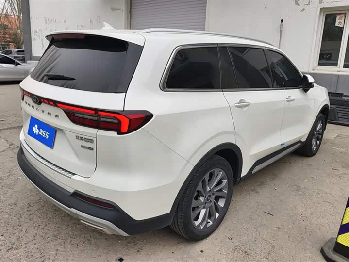 Фото 3 - Ford Equator