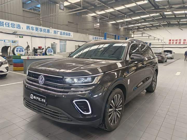 Фото 1 - Volkswagen Tavendor