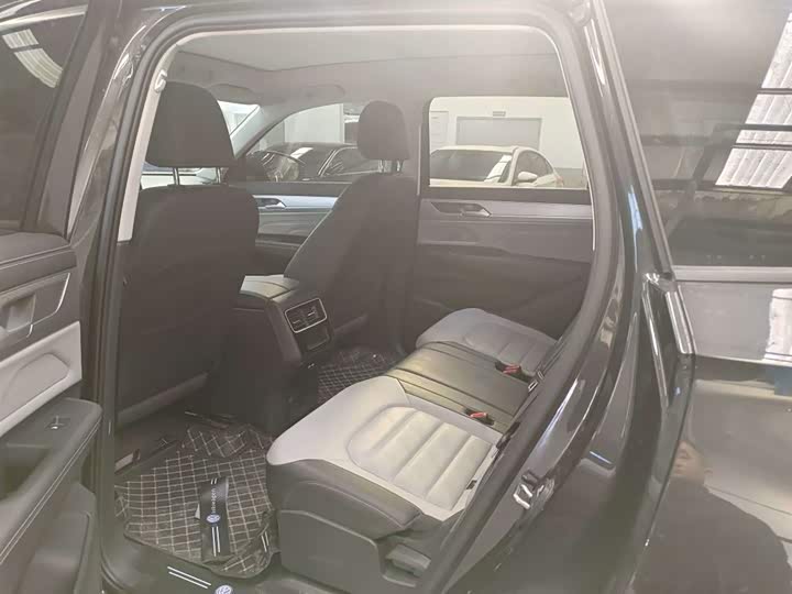 Фото 7 - Volkswagen Tavendor