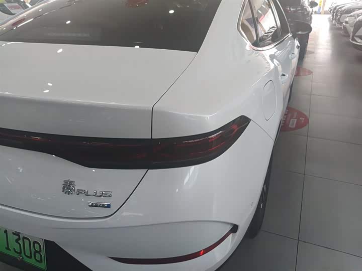 Фото 8 - BYD Qin Plus