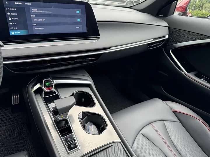 Фото 4 - MG Motor 7